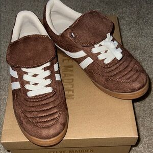 NWT! Steve Madden Chocolate Suede Sneakers